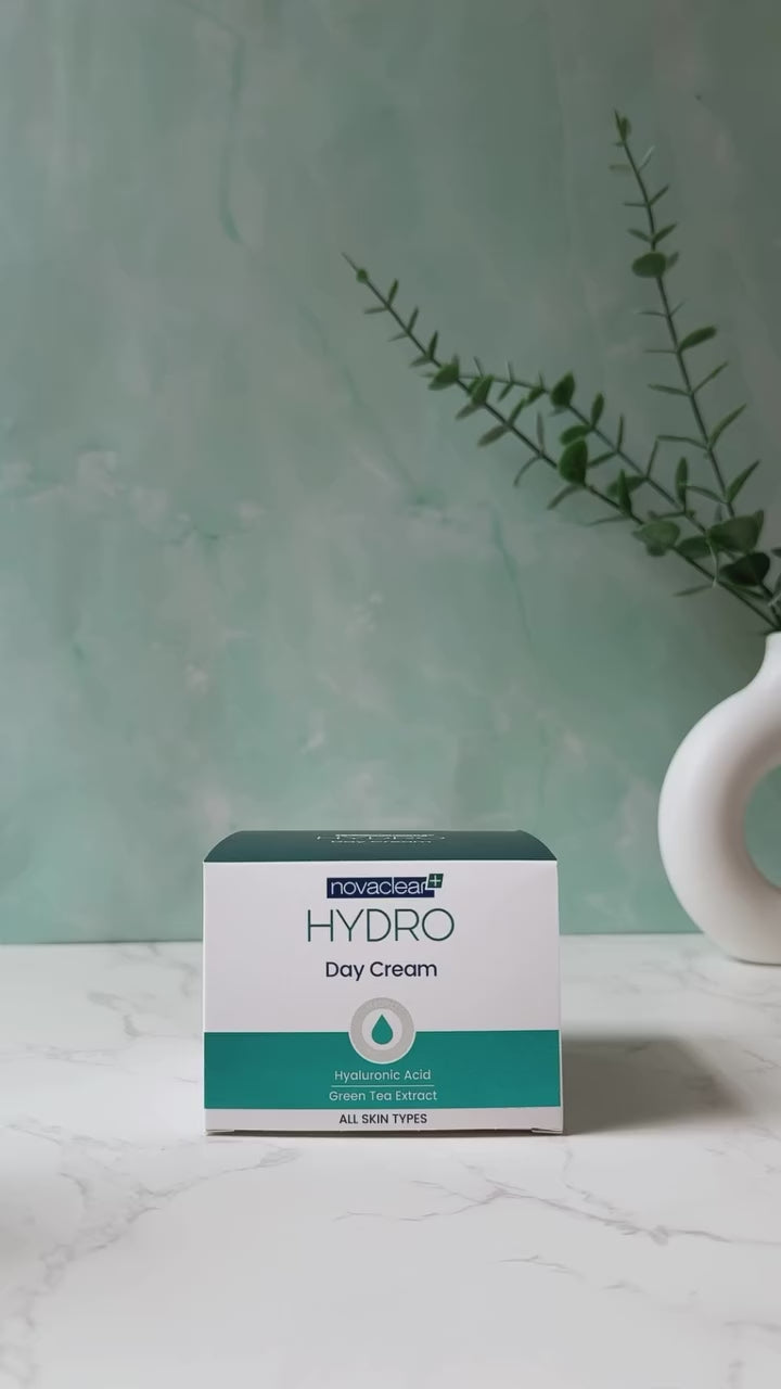 Hydro Eye Cream 15 ml with Hyaluronic Acid, Vitamin A, Vitamin E, Argan and Macadamia Oil for Hydrating and Anti-Aging